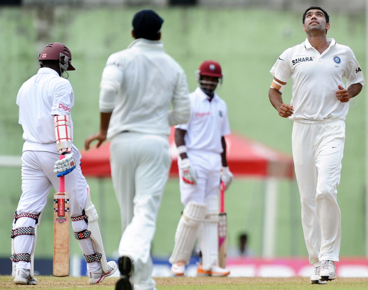Shivnarine Chanderpaul was Munaf Patel's first Test wicket in over two years, West Indies v India, 3rd Test, Dominica, 2nd day, July 7, 2011