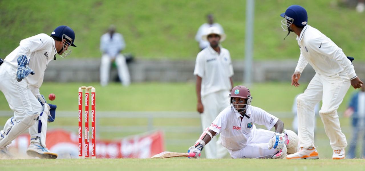 Shivnarine Chanderpaul is nearly run out by Abhinav Mukund, West Indies v India, 3rd Test, Dominica, 5th day, July 10, 2011