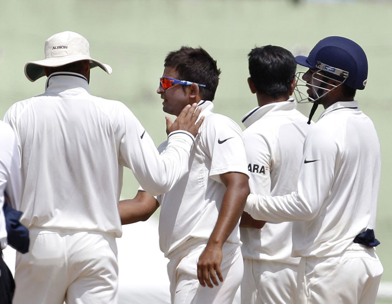 India get together after Suresh Raina removes Fidel Edwards, West Indies v India, 3rd Test, Dominica, 5th day, July 10, 2011