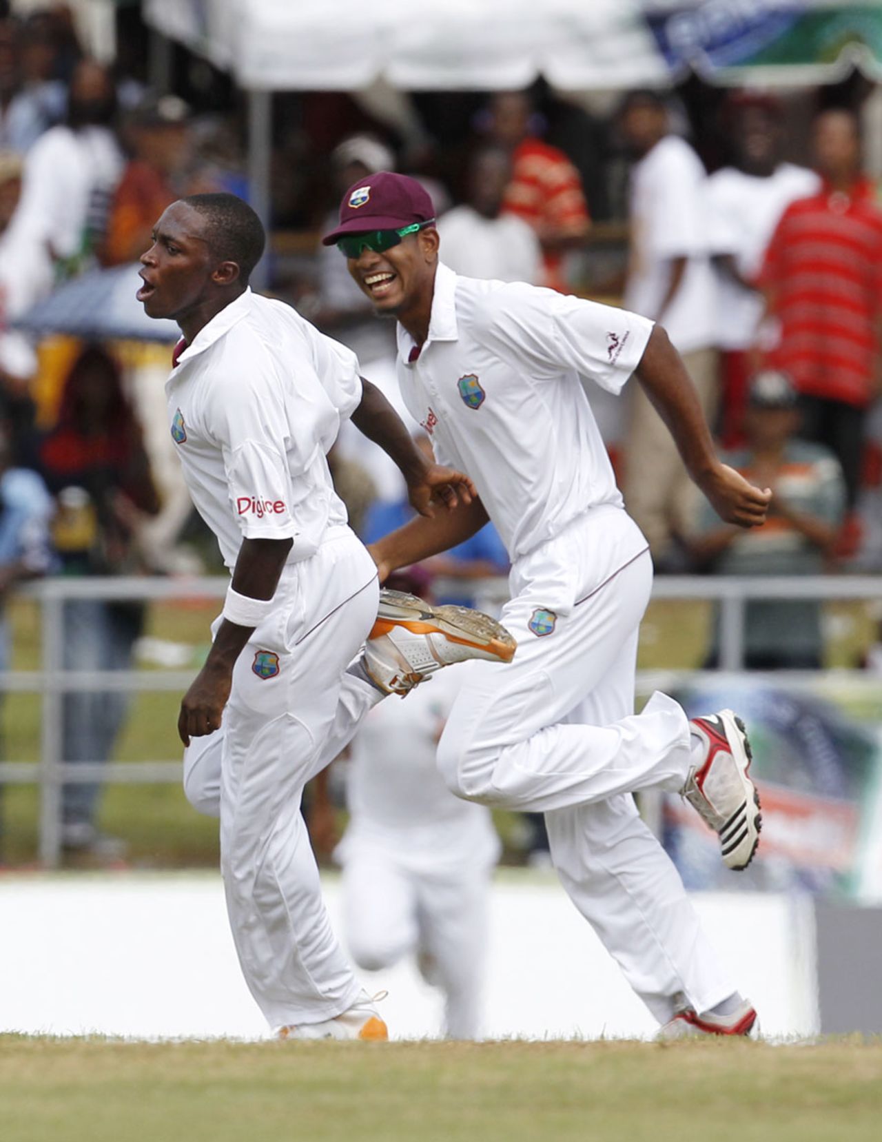 Fidel Edwards is pumped up after dismissing Abhinav Mukund for a duck, West Indies v India, 3rd Test, Dominica, 5th day, July 10, 2011