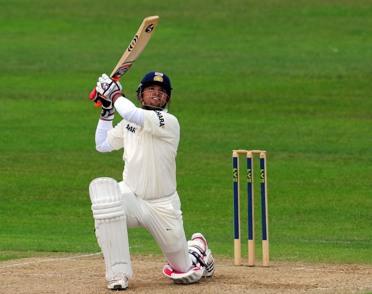 Suresh Raina goes big over the covers, Somerset v Indians, Taunton, 3rd day, July 17, 2011
