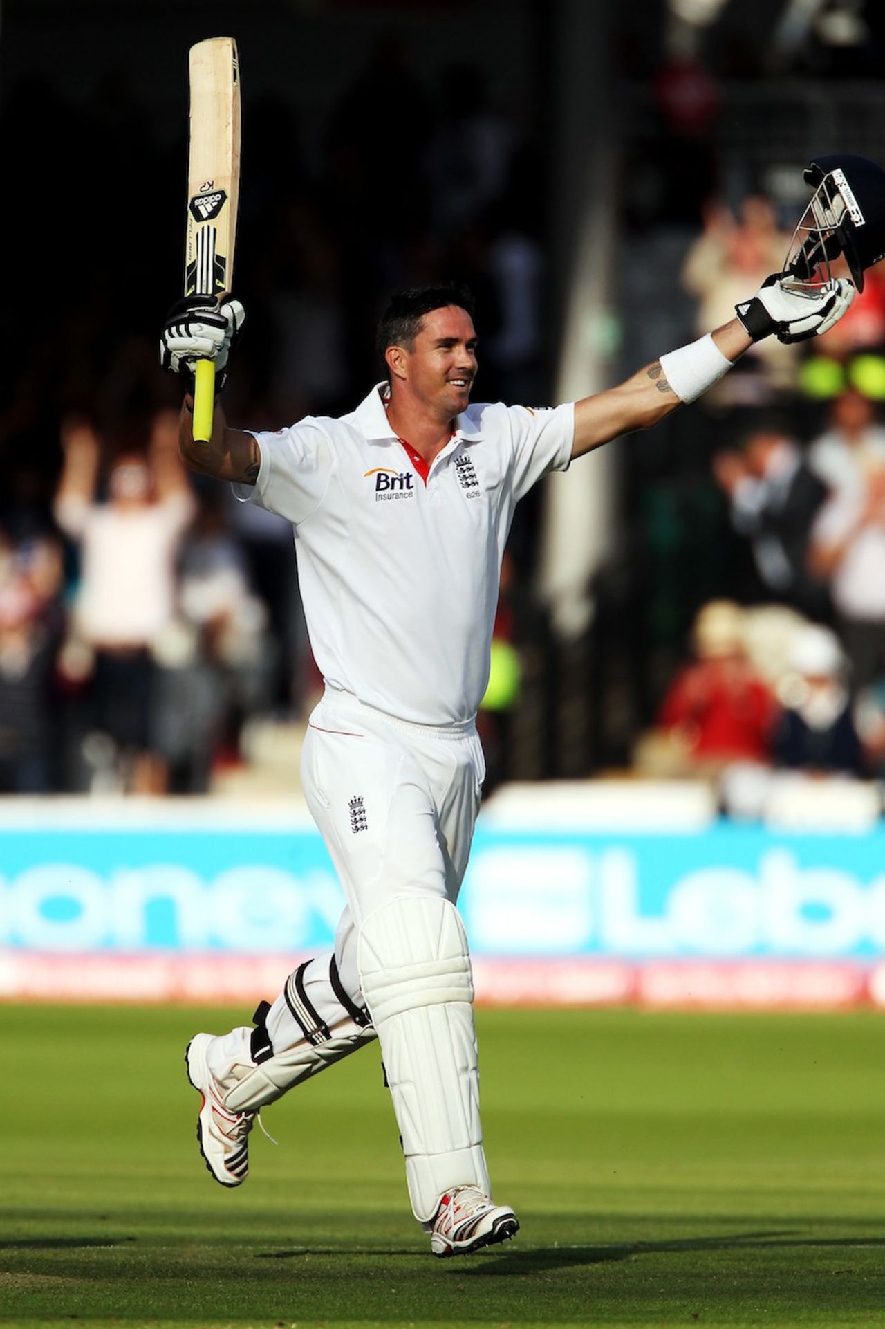 Kevin Pietersen celebrates his double-century, England v India, 1st Test, Lord's, 2nd day, July 22, 2011