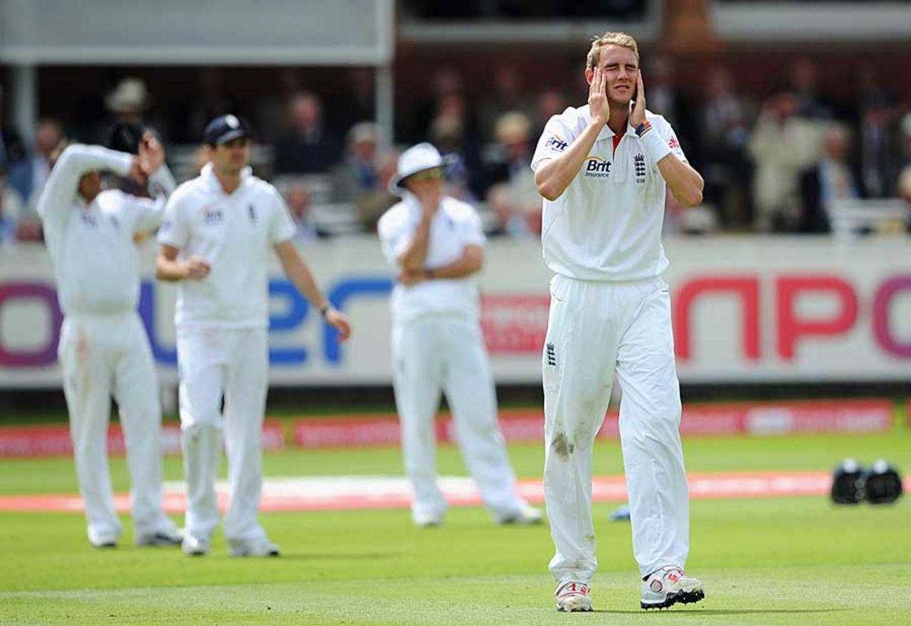 Stuart Broad is visibly frustrated after another catch is dropped off his bowling, England v India, 1st Test, Lord's, 3rd day, July 23, 2011