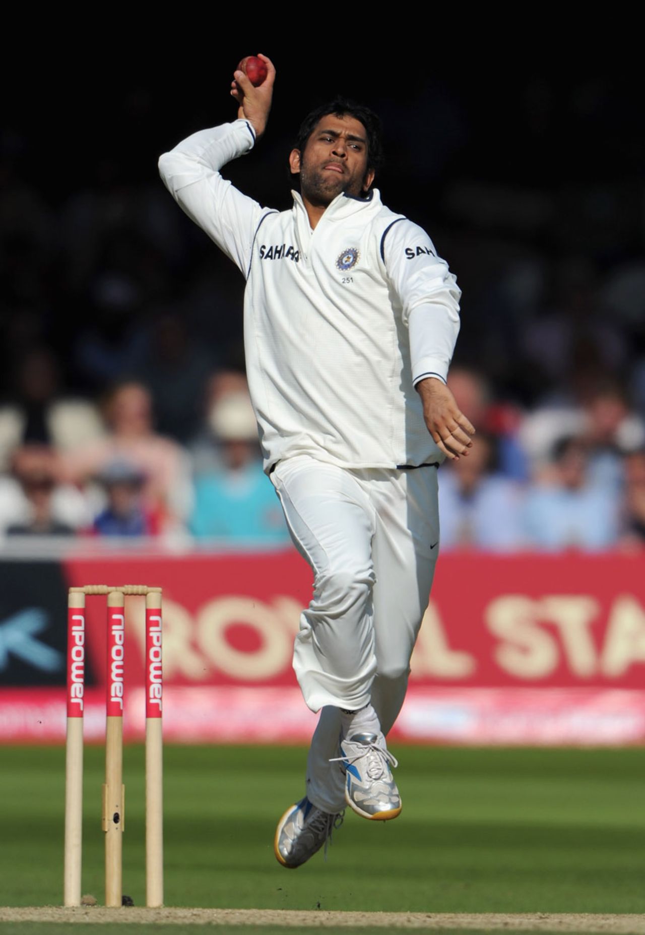 MS Dhoni has a bowl, England v India, 1st Test, Lord's, 4th day, July 24, 2011