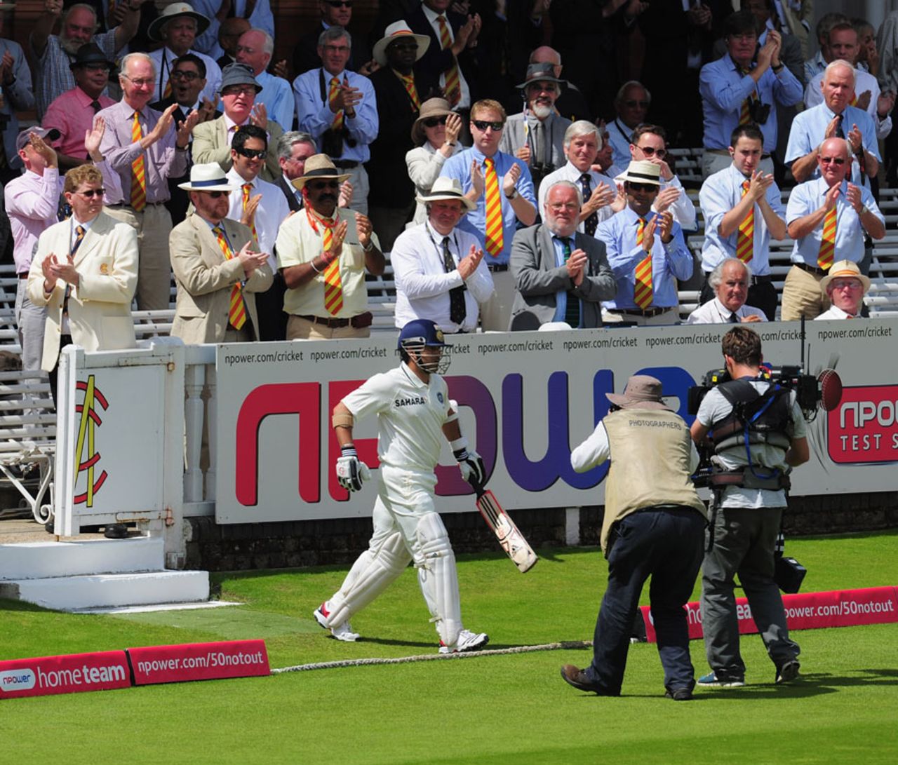 Sachin Tendulkar walks out to applause from the crowd, England v India, 1st Test, Lord's, 5th day, July 25, 2011