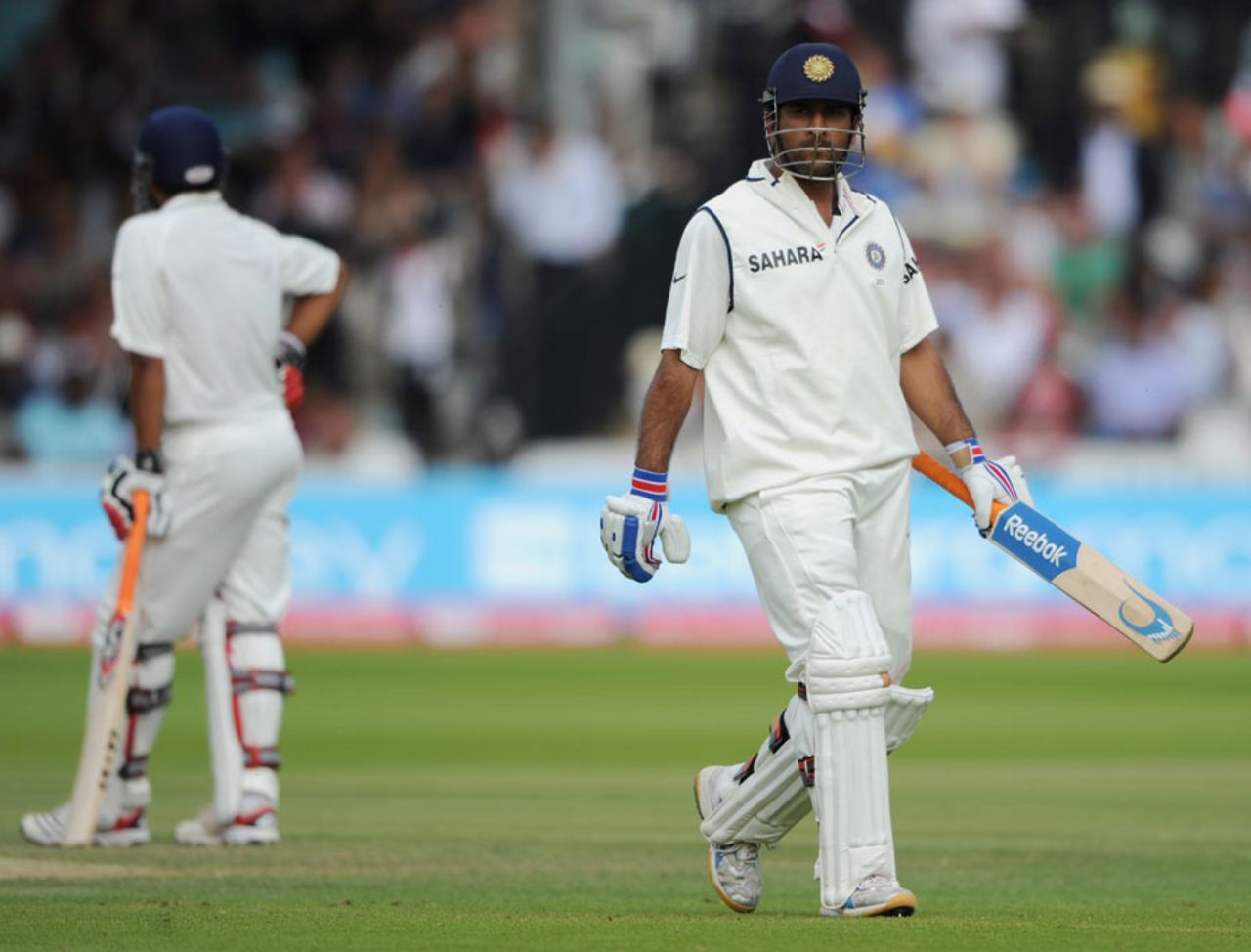 MS Dhoni departs after nicking Chris Tremlett to the wicketkeeper, England v India, 1st Test, Lord's, 5th day, July 25, 2011