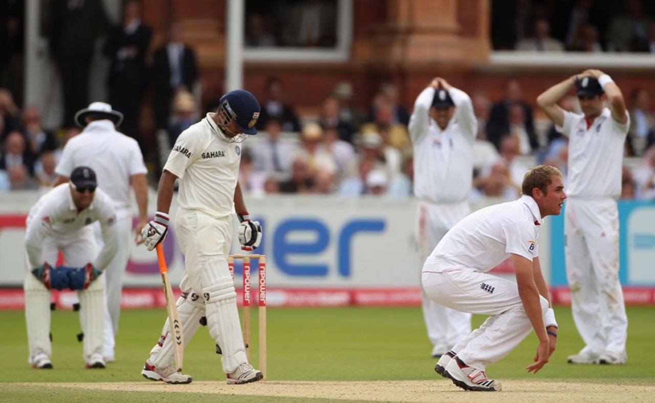 England's players react after an lbw appeal is turned down, England v India, 1st Test, Lord's, 5th day, July 25, 2011