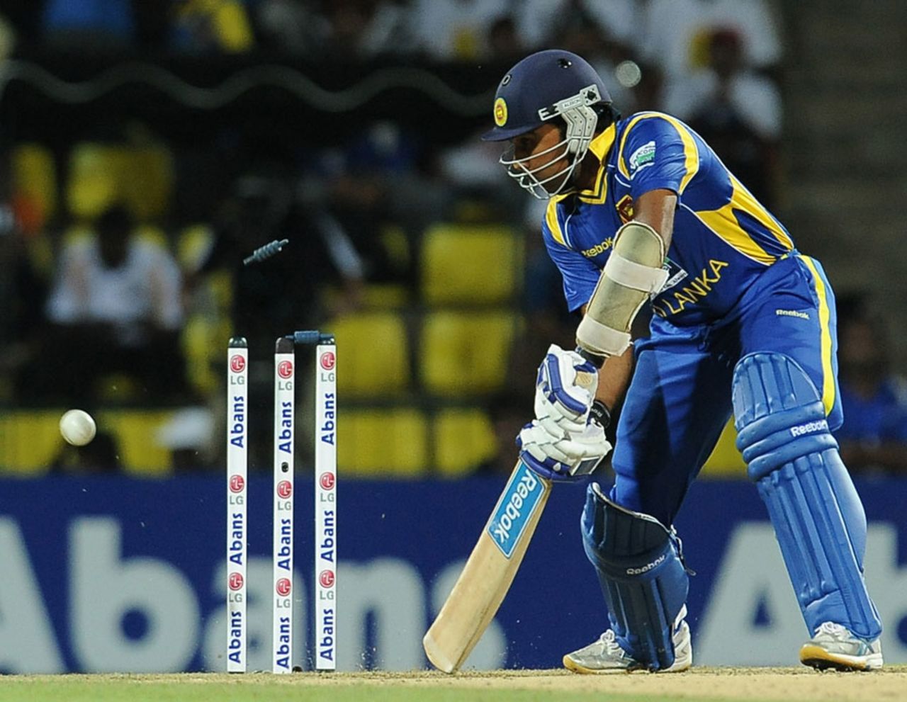 Mahela Jayawardene is bowled for 11 Sri Lanka v Australia, 1st Twenty20, Pallekele, August 6, 2011