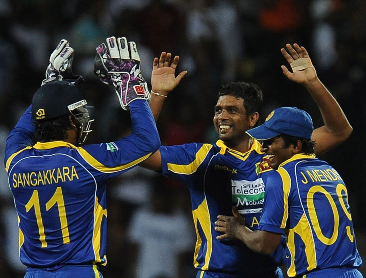 Dilruwan Perera made an impact on debut, taking 3 for 26, Sri Lanka v Australia, 1st Twenty20, Pallekele, August 6, 2011