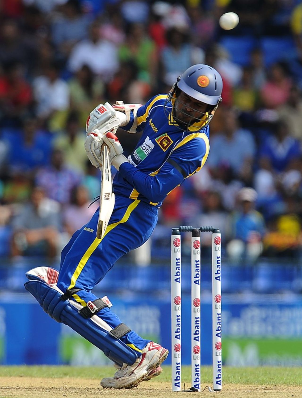 Upul Tharanga avoids a short ball, Sri Lanka v Australia, 1st ODI, Pallekele, August 10, 2011