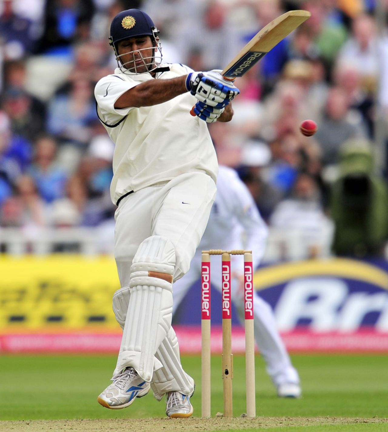 MS Dhoni plays a pull, England v India, 3rd npower Test, Edgbaston, 1st day, August 10, 2011