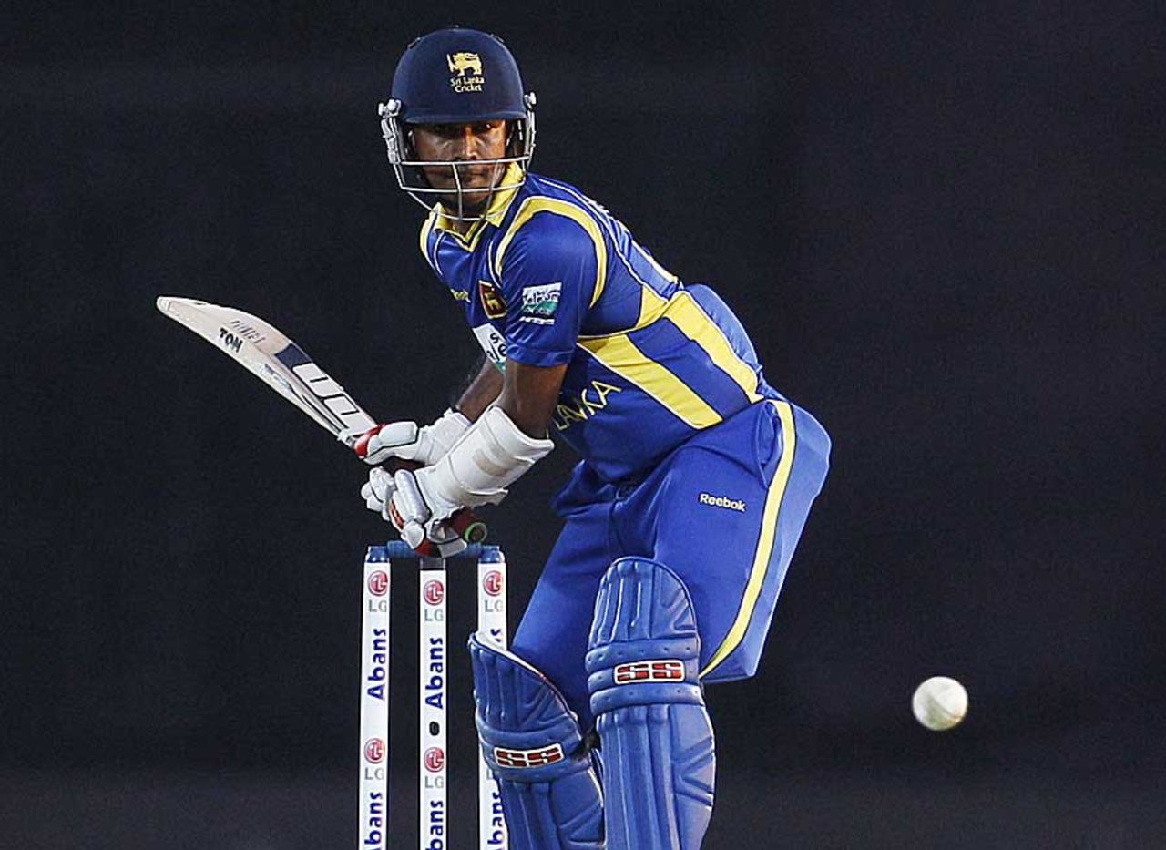 Nuwan Kulasekara's cameo took Sri Lanka past 200, Sri Lanka v Australia, 2nd ODI, Hambantota, August 14, 2011