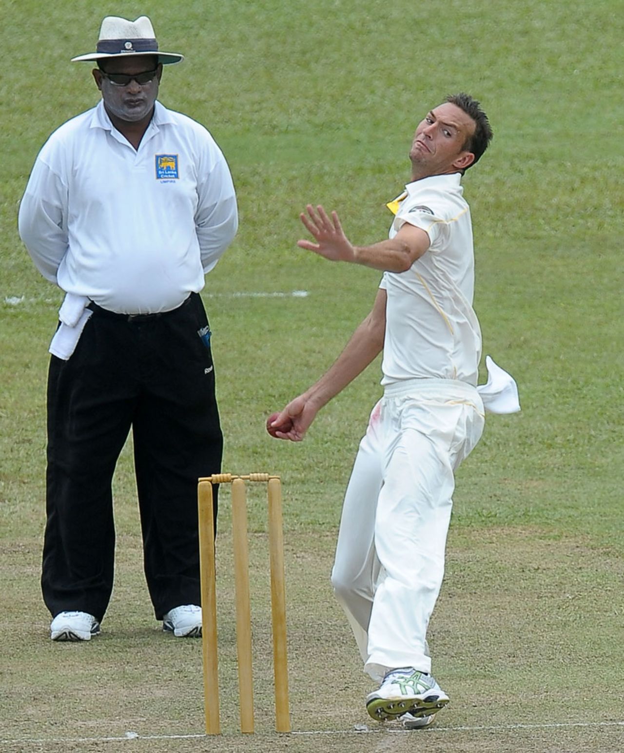 Trent Copeland prepares to deliver the ball, Sri Lanka Board XI v Australians, Colombo, 1st day, August 25, 2011 