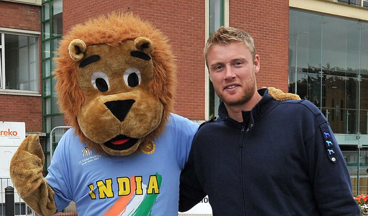 Hansie the Lion meets Andrew Flintoff, England v India, Twenty20, Old Trafford, August 31, 2011