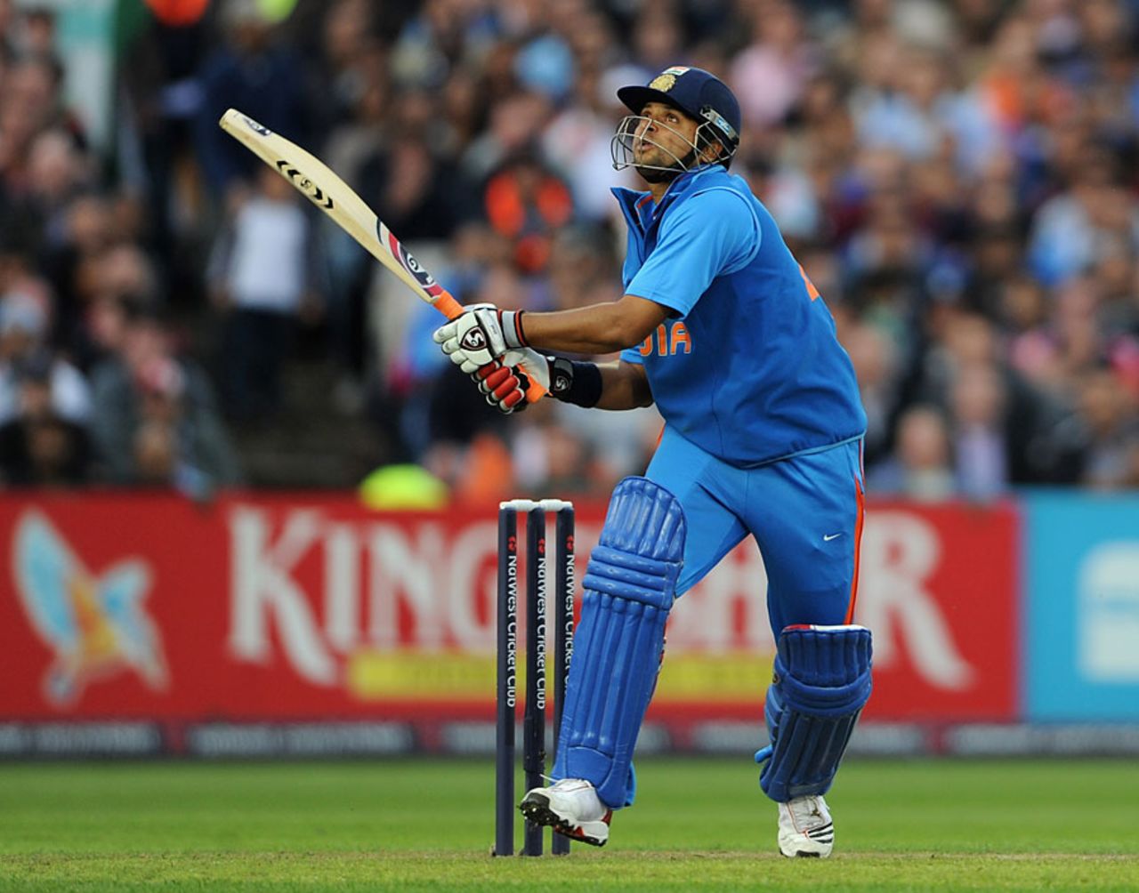 Suresh Raina struck some mighty sixes to kick-start India, England v India, Twenty20, Old Trafford, August 31, 2011