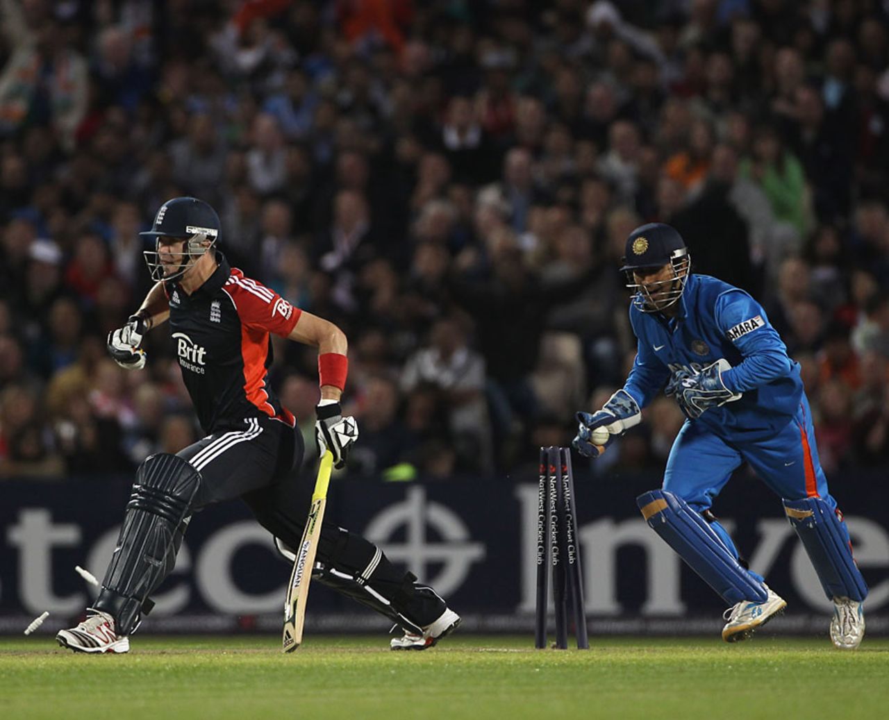 MS Dhoni pulled off a brilliant stumping to remove Kevin Pietersen, England v India, Twenty20, Old Trafford, August 31, 2011