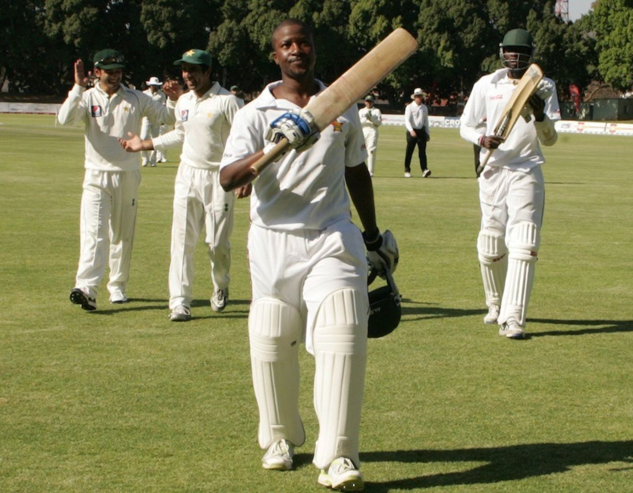 Tino Mawoyo carried his bat and made 163, Zimbabwe v Pakistan, only Test, Bulawayo, 2nd day, September 2, 2011