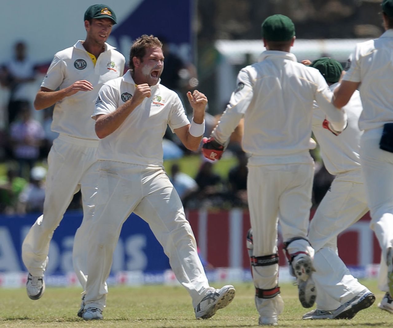 Ryan Harris celebrates the dismissal of Mahela Jayawardene, Sri Lanka v Australia, 1st Test, Galle, 4th day, September 3, 2011