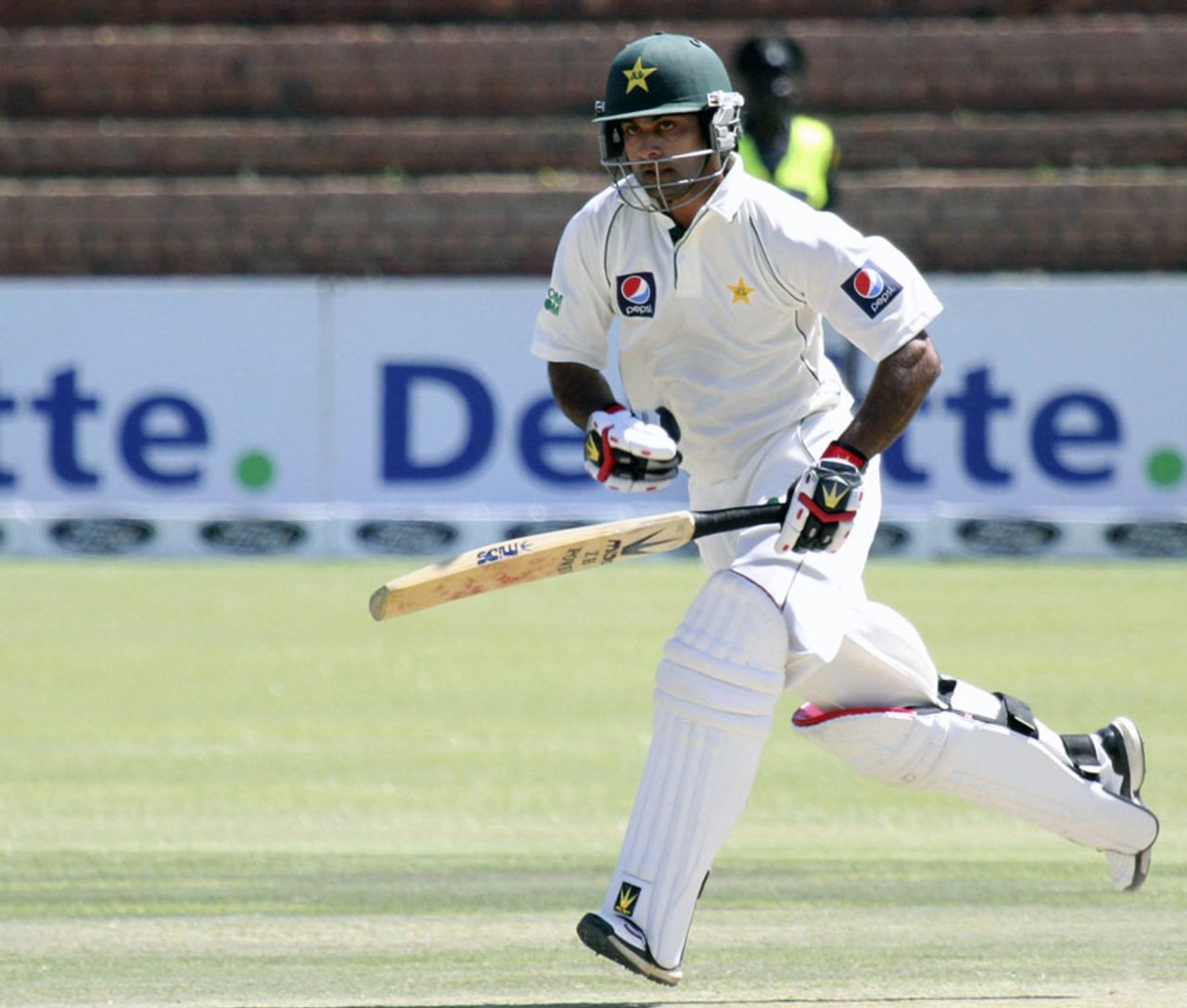 Mohammad Hafeez added a quick 38 to go with his first-innings ton, Zimbabwe v Pakistan, only Test, 5th day, Bulawayo, September 5, 2011
