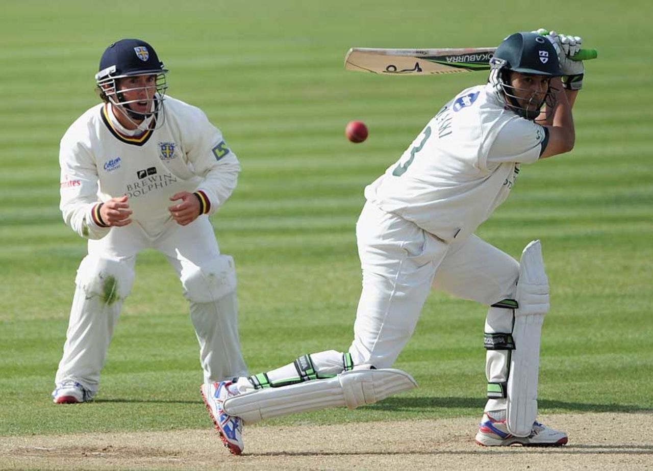 Vikram Solanki scored before Worcestershire collapsed, Durham v Worcestershire, County Championship, Division One, Chester-le-Street, September 13, 2011