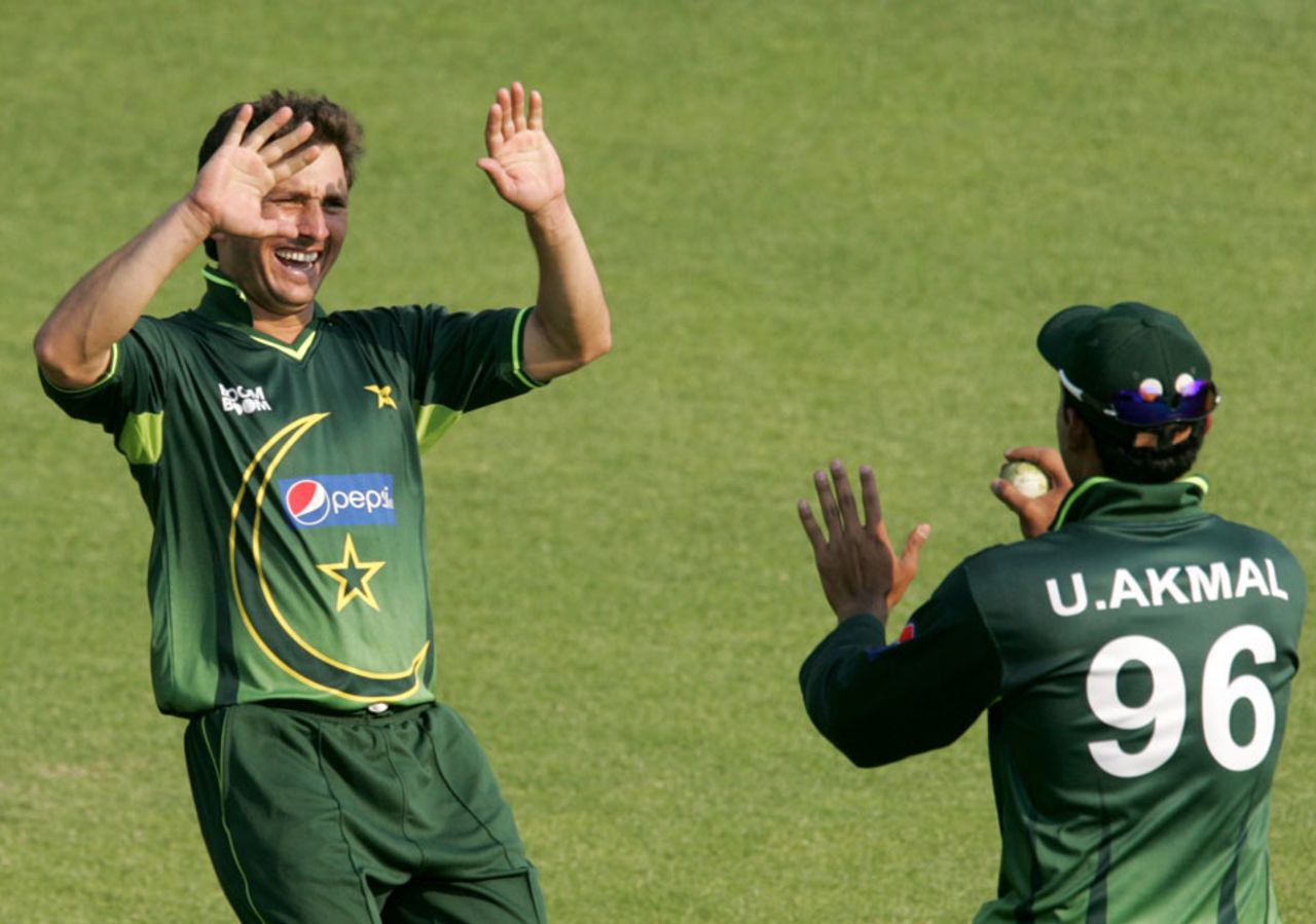 Yasir Shah celebrates taking a wicket on debut, Zimbabwe v Pakistan, 3rd ODI, Harare, September 14, 2011