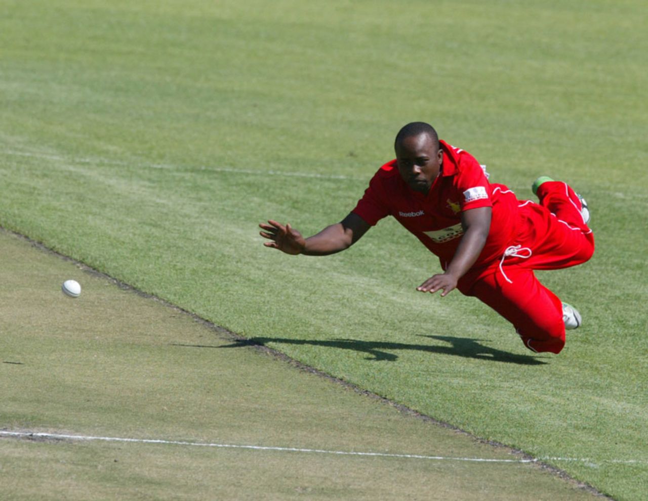 Prosper Utseya fields, Zimbabwe v Pakistan, 2nd Twenty20, Harare, September 18, 2011