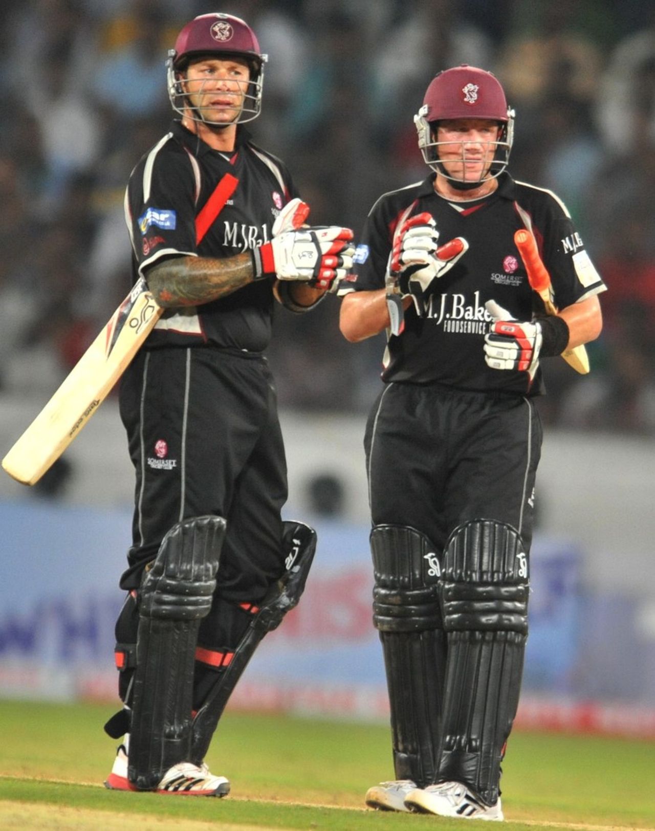 Roelof van der Merwe and Peter Trego added 105 runs for the second wicket, Kolkata Knight Riders v Somerset, Champions League T20, Hyderabad, September 25, 2011