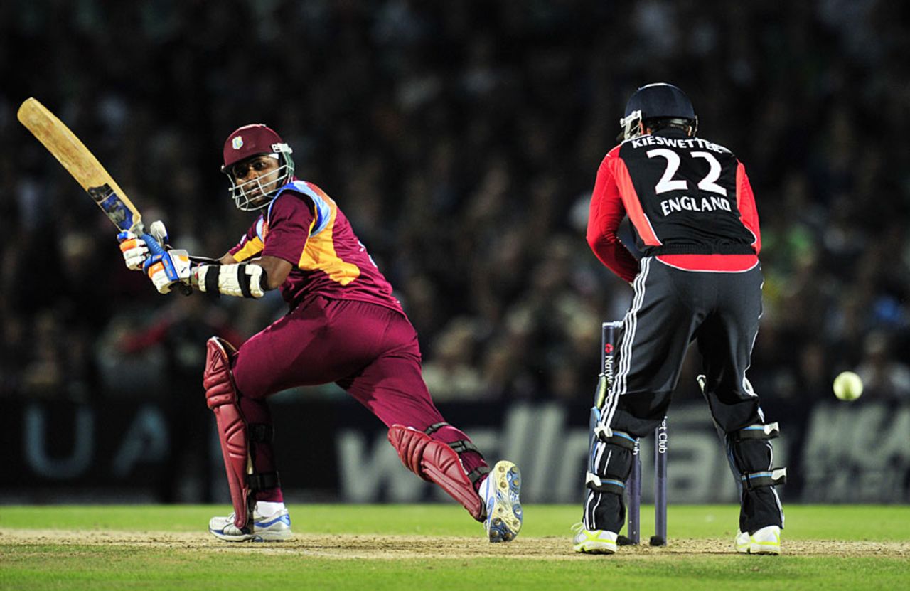 Marlon Samuels tried to hold West Indies together, England v West Indies, 2nd Twenty20, The Oval, September 25, 2011