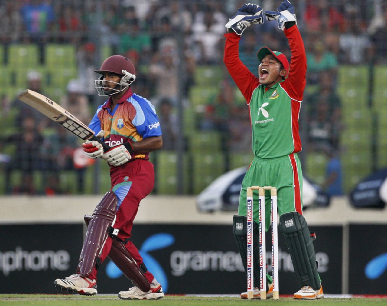 Mushfiqur Rahim appeals for Adrian Barath's wicket, Bangladesh v West Indies, only Twenty20, Mirpur, October 11, 2011