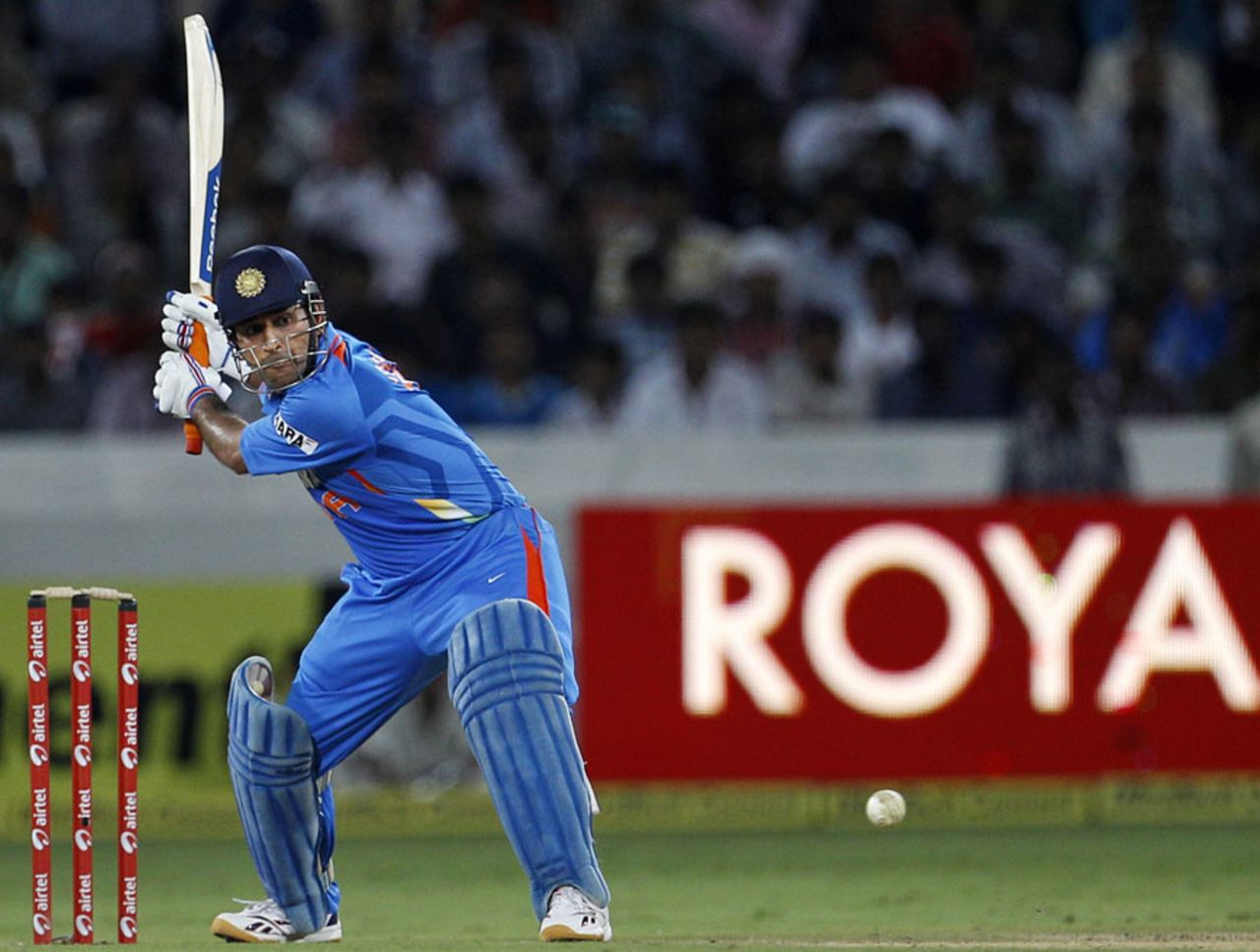 MS Dhoni lines up a big hit, India v England, 1st ODI, Hyderabad, October 14, 2011