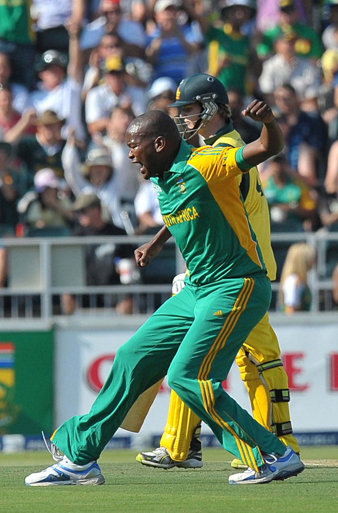 Lonwabo Tsotsobe removed Steven Smith for his second wicket, South Africa v Australia, 2nd Twenty20, Johannesburg, October 16 2011