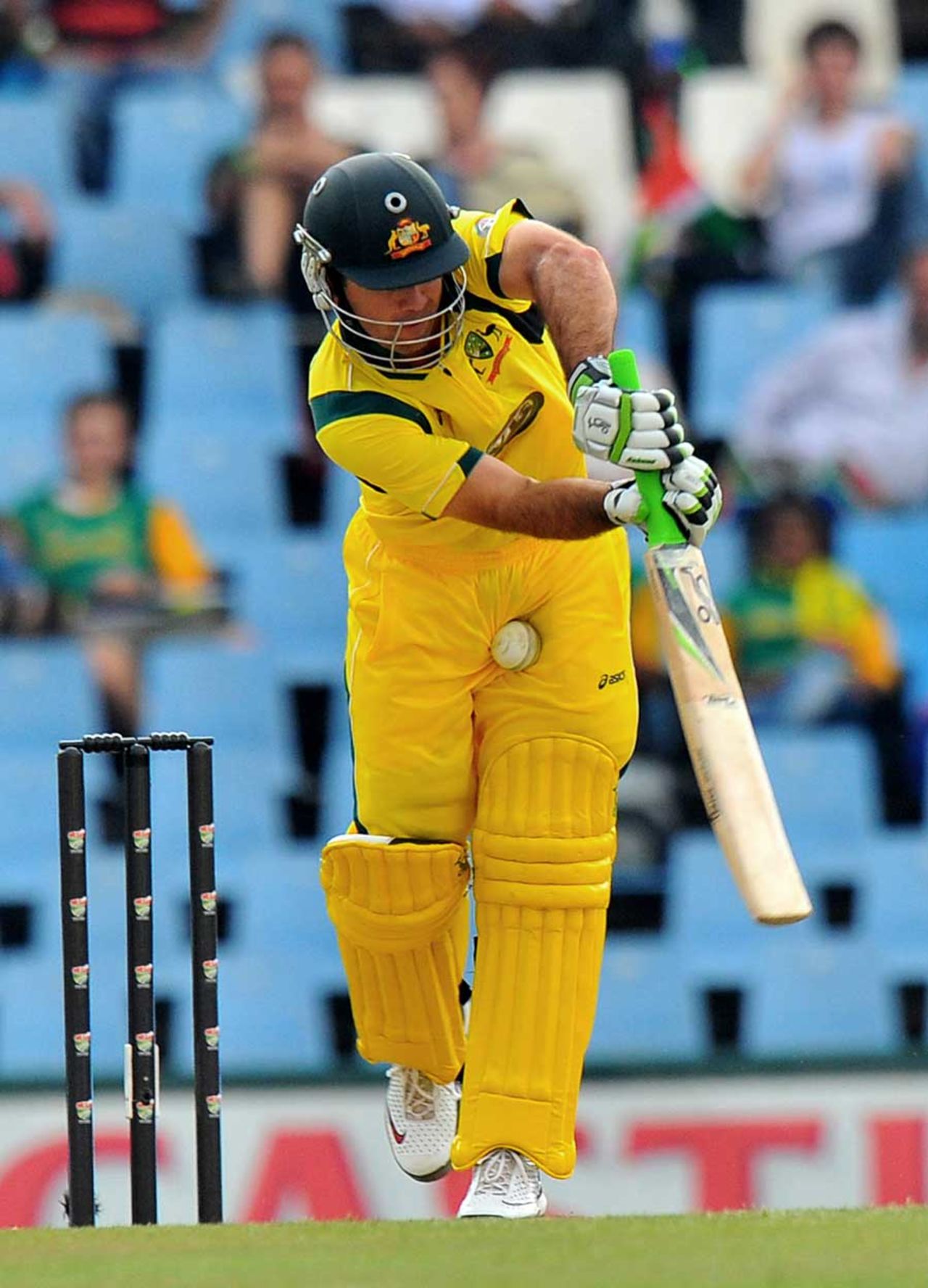 Ricky Ponting takes a painful blow, South Africa v Australia, 1st ODI, Centurion, October 19, 2011