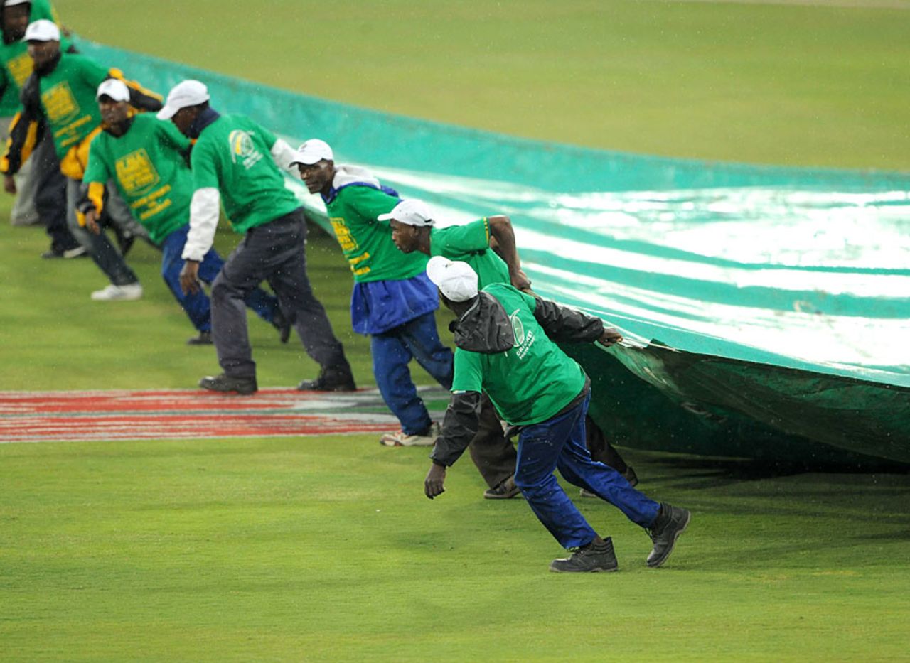 Rain arrived after 19 overs of Australia's innings, South Africa v Australia, 1st ODI, Centurion, October 19, 2011