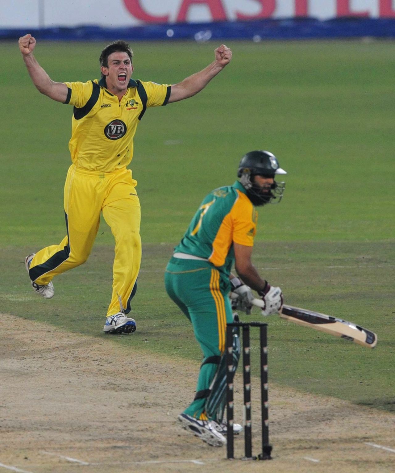 Mitchell Marsh has Hashim Amla caught behind, South Africa v Australia, 1st ODI, Centurion, October 19, 2011