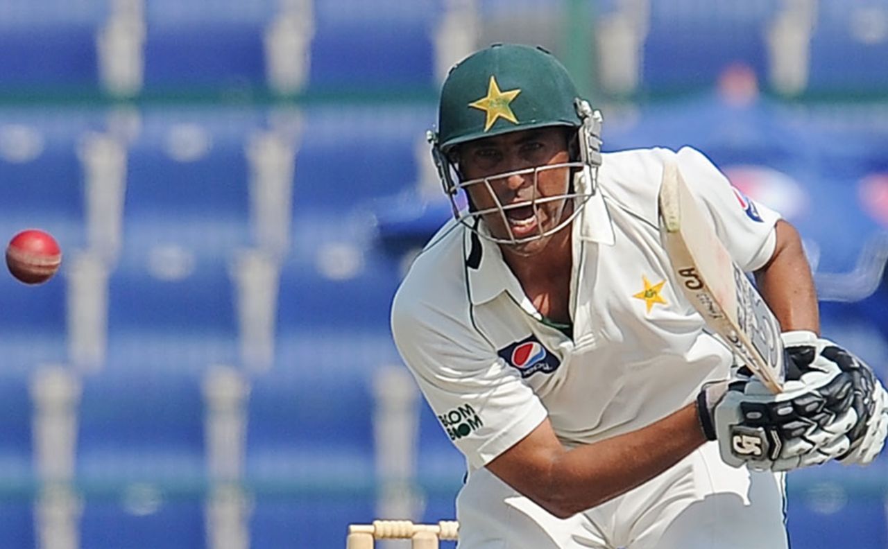 Younis Khan plays a defensive stroke, Pakistan v Sri Lanka, 1st Test, Abu Dhabi, 3rd day, October 20, 2011