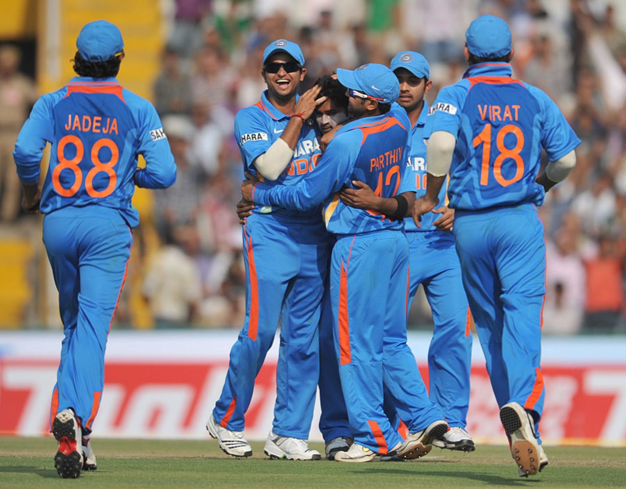 Vinay Kumar struck early to remove Alastair Cook, India v England, 3rd ODI, Mohali, October 20, 2011