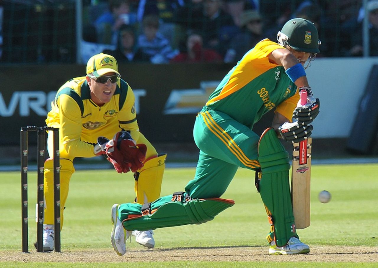 JP Duminy defends during his half-century, South Africa v Australia, 2nd ODI, Port Elizabeth, October 23, 2011