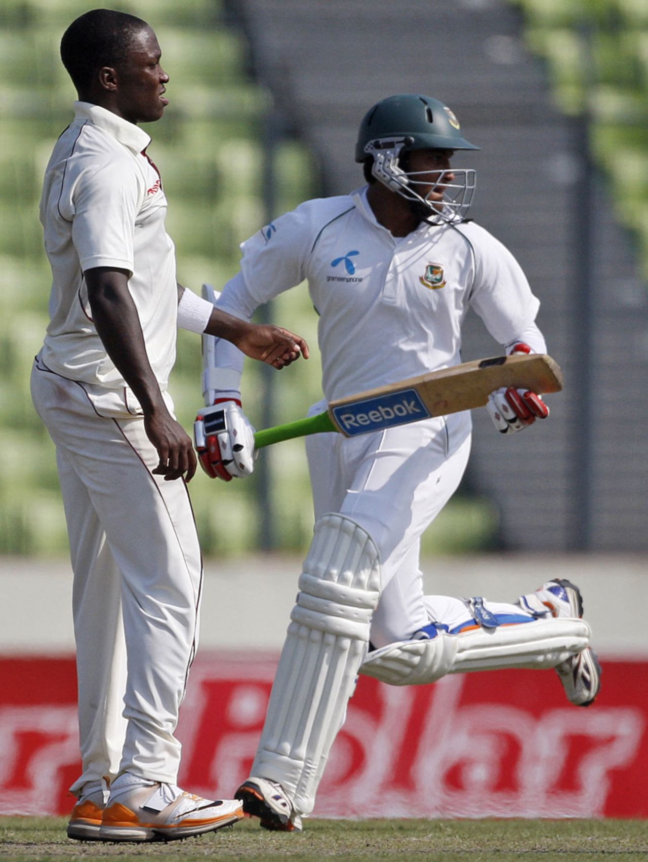Shakib Al Hasan top scored with 73 for Bangladesh, Bangladesh v West Indies, 2nd Test, Mirpur, 2nd day, October 30, 2011