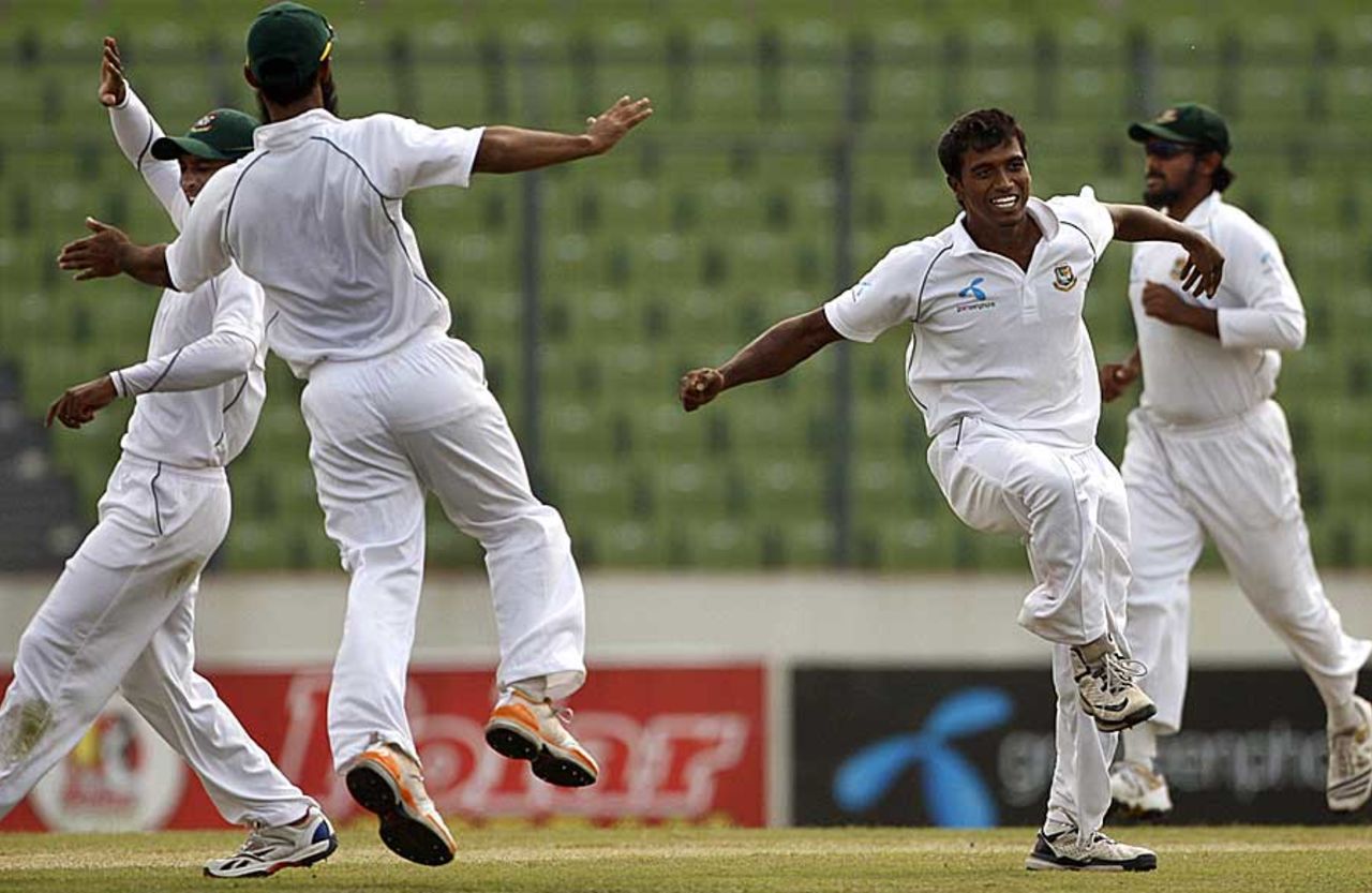 Bangladesh fielders celebrate the run-out of Kraigg Brathwaite, Bangladesh v West Indies, 2nd Test, Mirpur, 3rd day, October 31, 2011