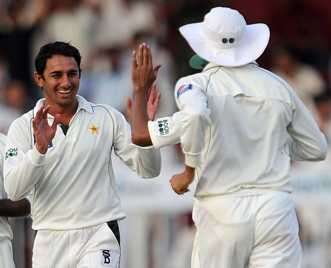 Saeed Ajmal is congratulated on dismissing Kaushal Silva, Pakistan v Sri Lanka, 3rd Test, Sharjah, 4th day, November 6, 2011 