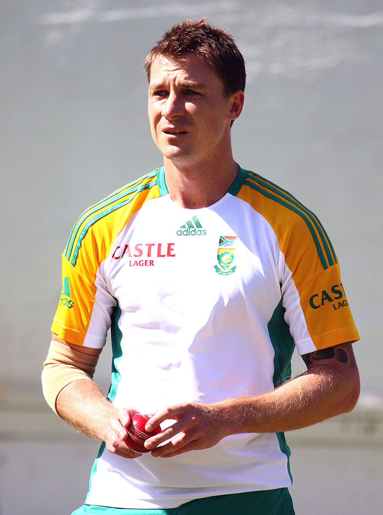 Dale Steyn prepares to bowl, Cape Town, November 6, 2011