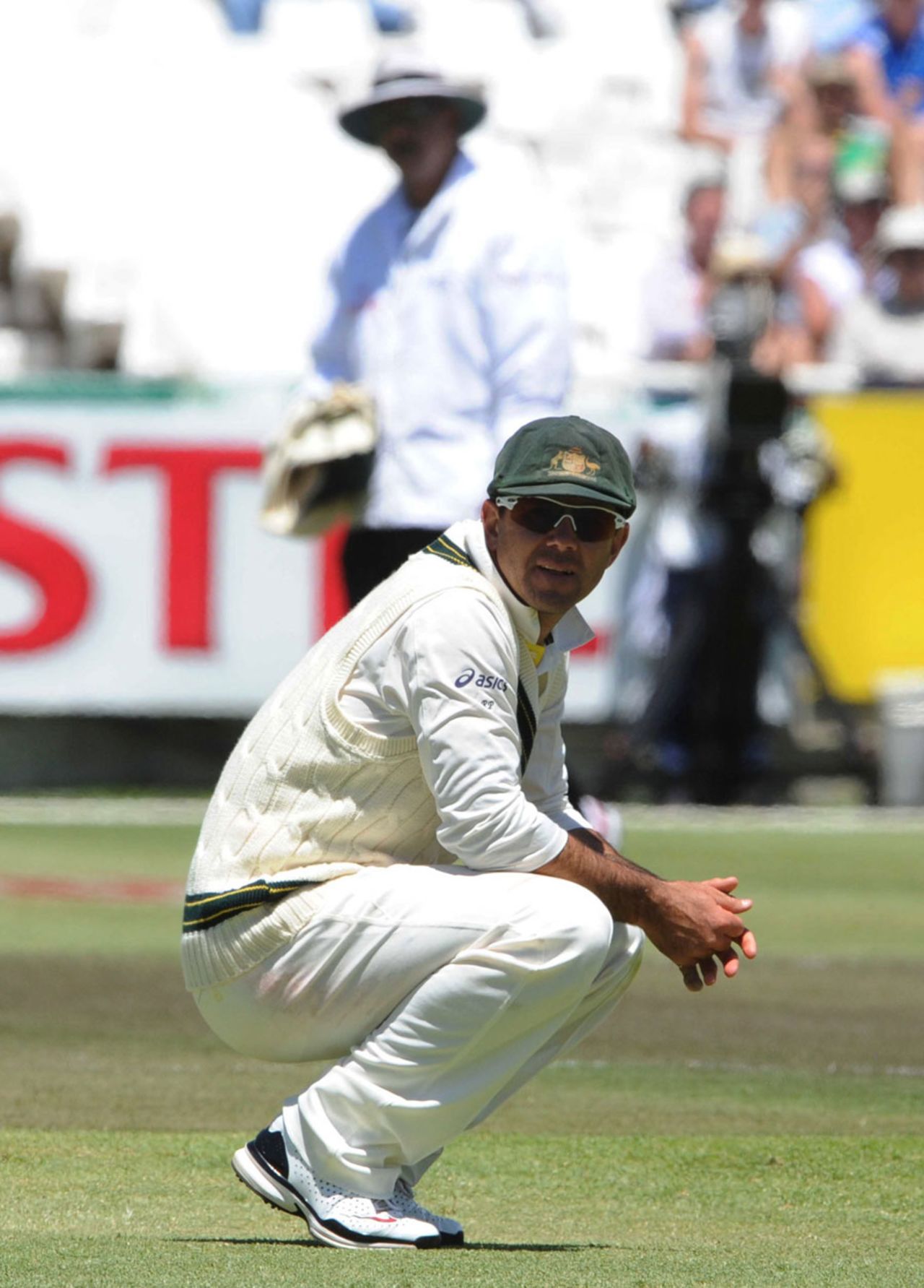Ricky Ponting on his haunches as Australia slump to a loss, South Africa v Australia, 1st Test, Cape Town, 3rd day, November 11, 2011