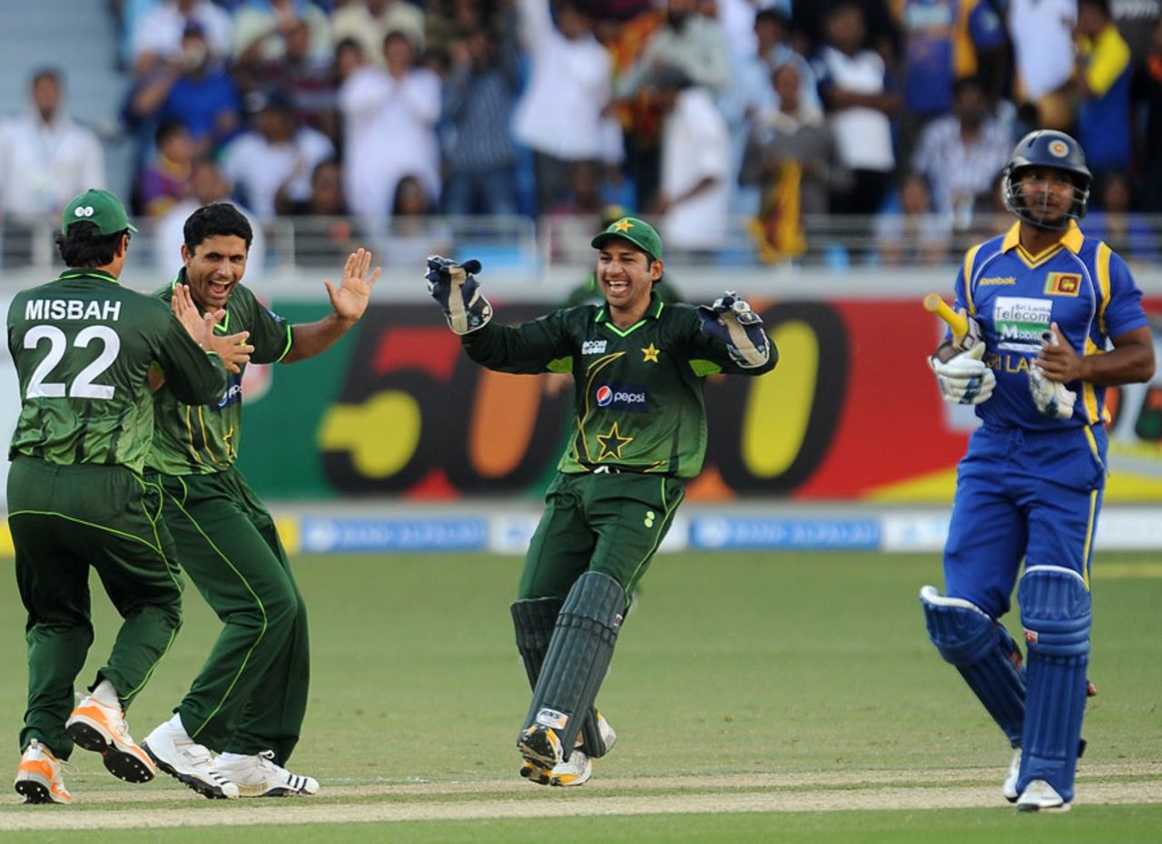 Abdul Razzaq removes Kumar Sangakkara in his first over, Pakistan v Sri Lanka, 1st ODI, Dubai, November 11, 2011 