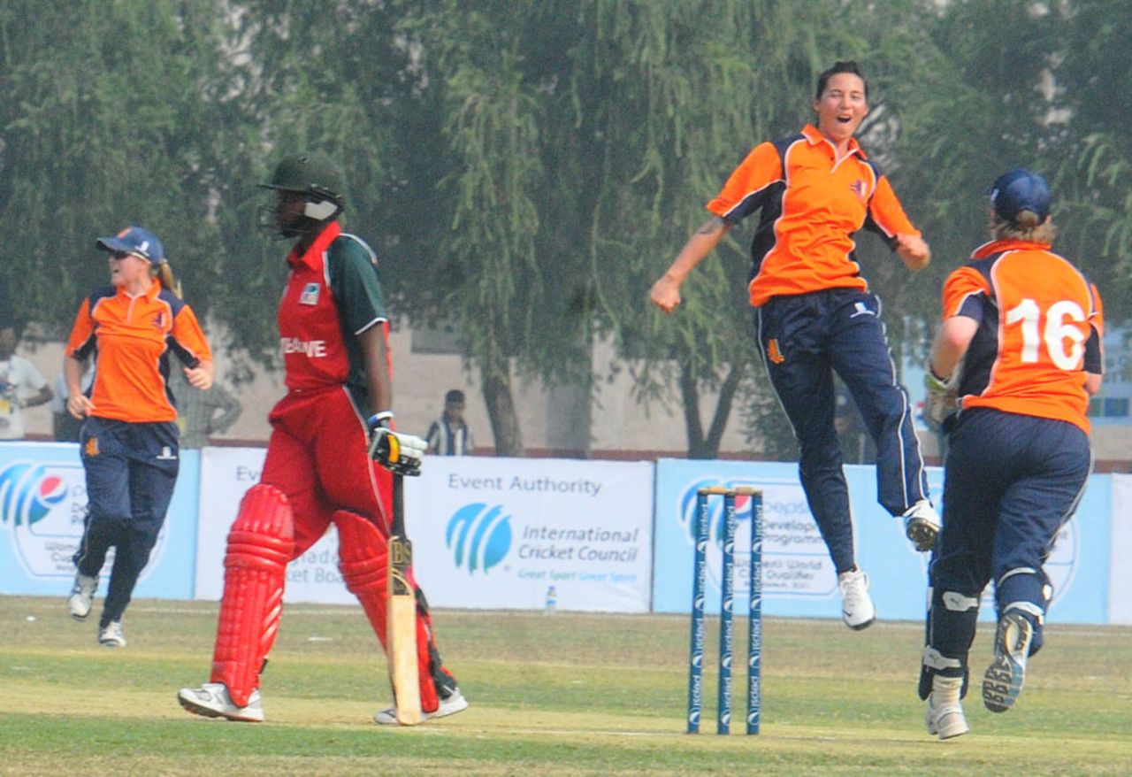 Kerry-Anne Tomlinson celebrates a dismissal, Netherlands v Zimbabwe, Group A match, ICC Women's World Cup Qualifier, Savar, November 14, 2011