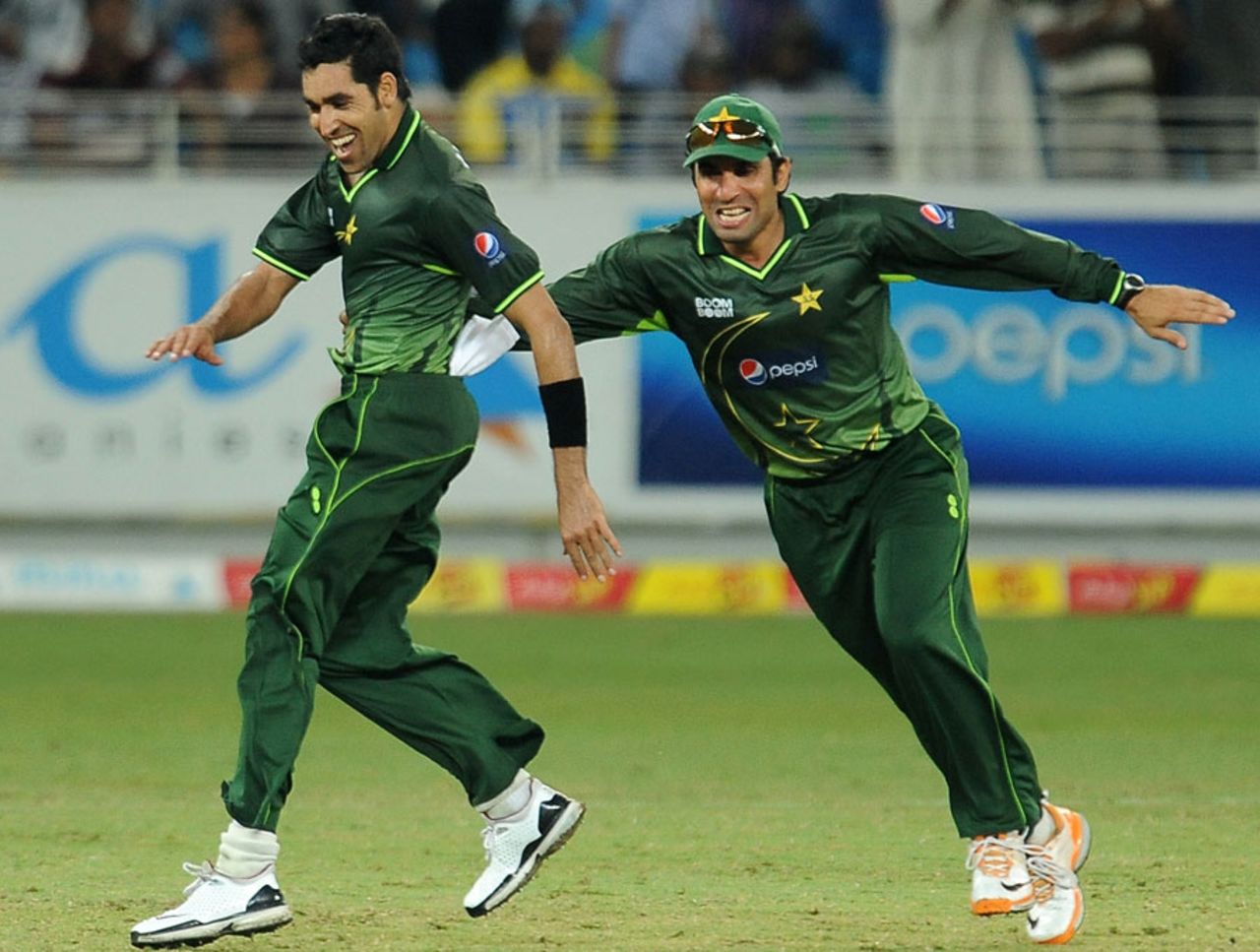 Umar Gul and Misbah-ul-Haq celebrate Pakistan's victory, Pakistan v Sri Lanka, 3rd ODI, Dubai, November 18, 2011