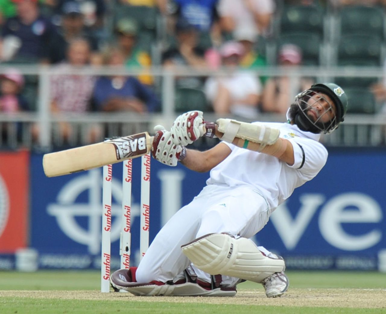 Hashim Amla sways out of the way of a delivery, South Africa v Australia, 2nd Test, Johannesburg, 3rd day, November 19, 2011