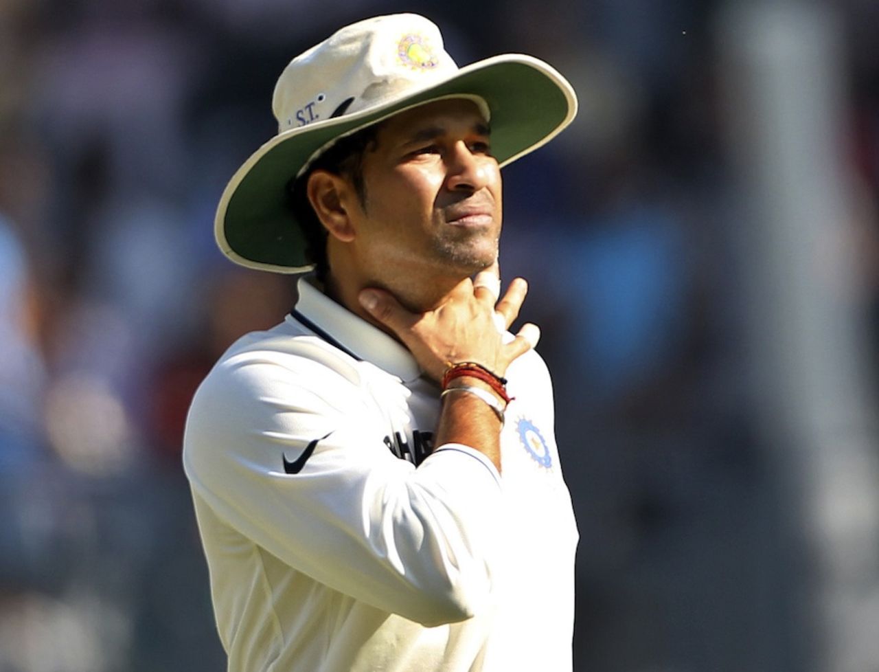Sachin Tendulkar on the field at the Wankhede, India v West Indies, 3rd Test, Mumbai, 1st day, November 22, 2011