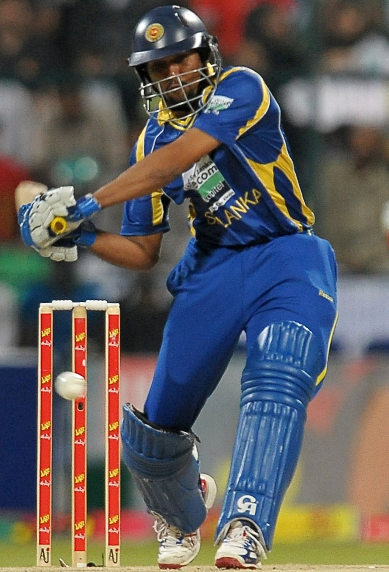 Tillakaratne Dilshan made a quick 28, Pakistan v Sri Lanka, Only T20I, Abu Dhabi, November 25, 2011 