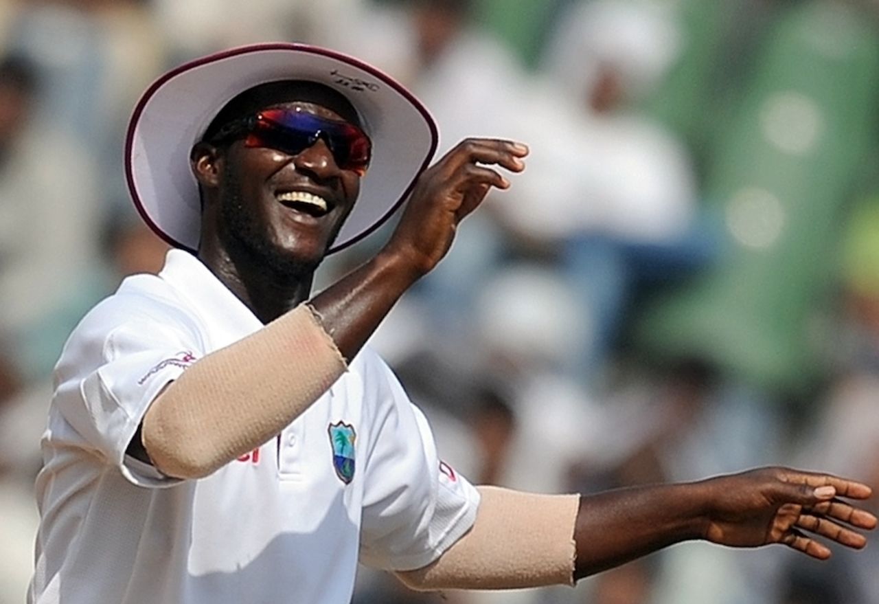 Darren Sammy is thrilled at Rahul Dravid's wicket, India v West Indies, 3rd Test, Mumbai, 5th day, November 26, 2011 