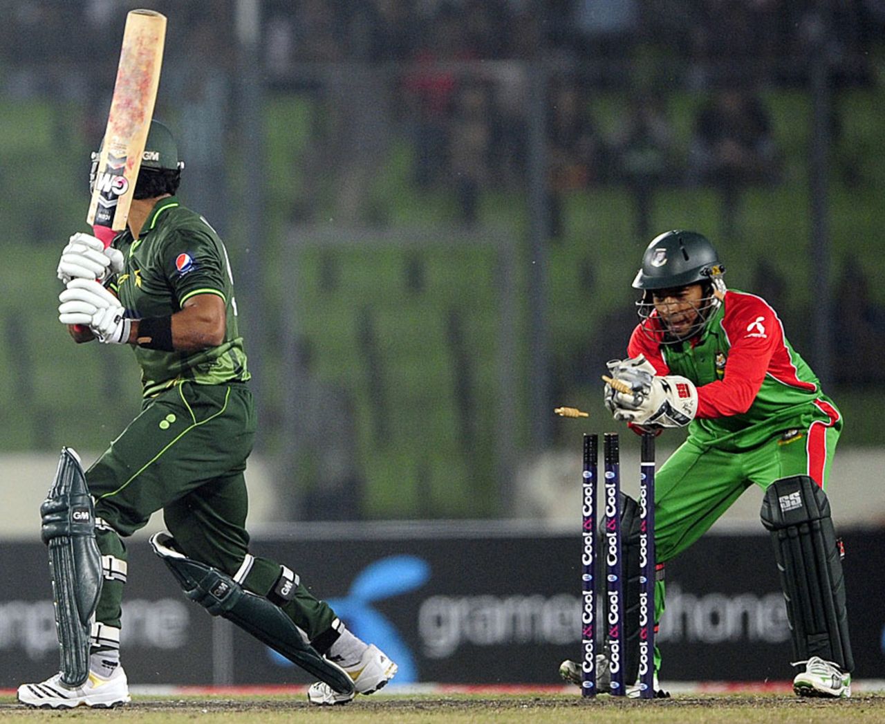 Umar Akmal is stumped by Mushfiqur Rahim, Bangladesh v Pakistan, only Twenty20, Mirpur, November 29, 2011
